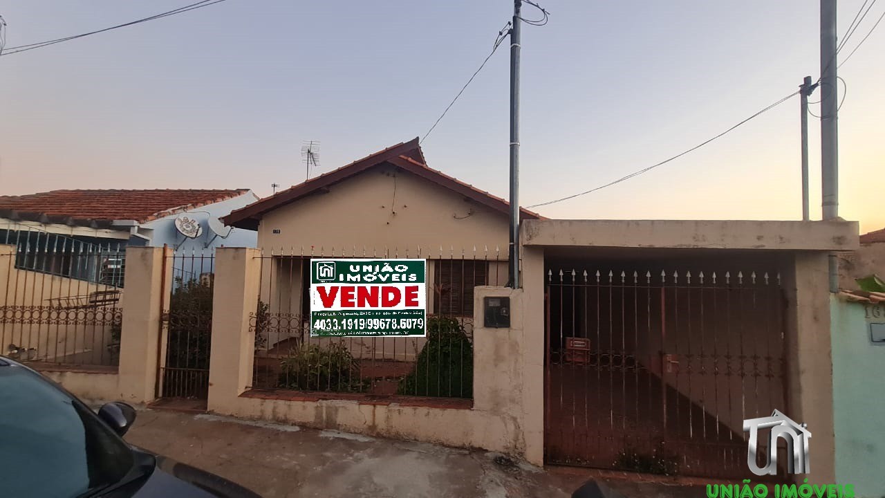 Casa à venda na vila municipal: 3 quartos, 2 banheiros, 90m²