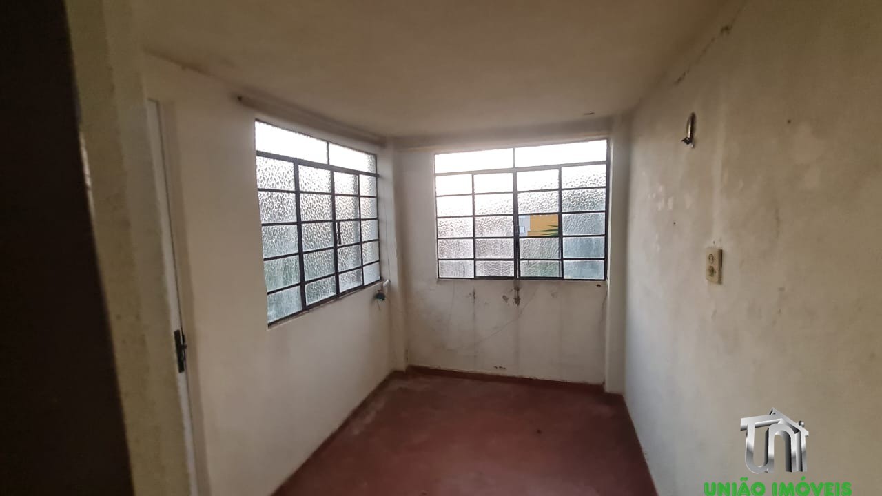 Casa à venda na vila municipal: 3 quartos, 2 banheiros, 90m²