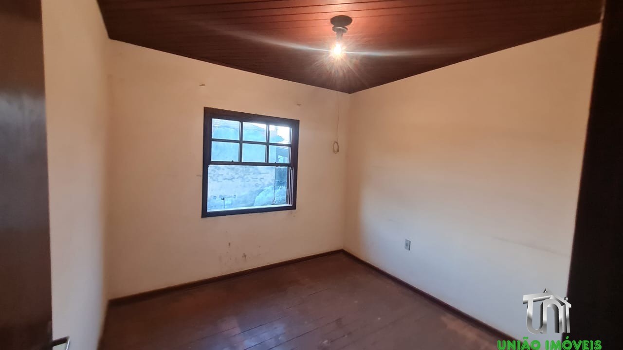 Casa à venda na vila municipal: 3 quartos, 2 banheiros, 90m²