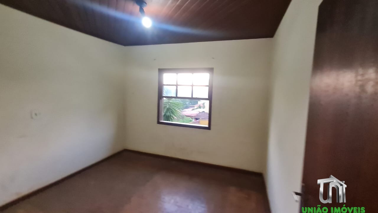 Casa à venda na vila municipal: 3 quartos, 2 banheiros, 90m²