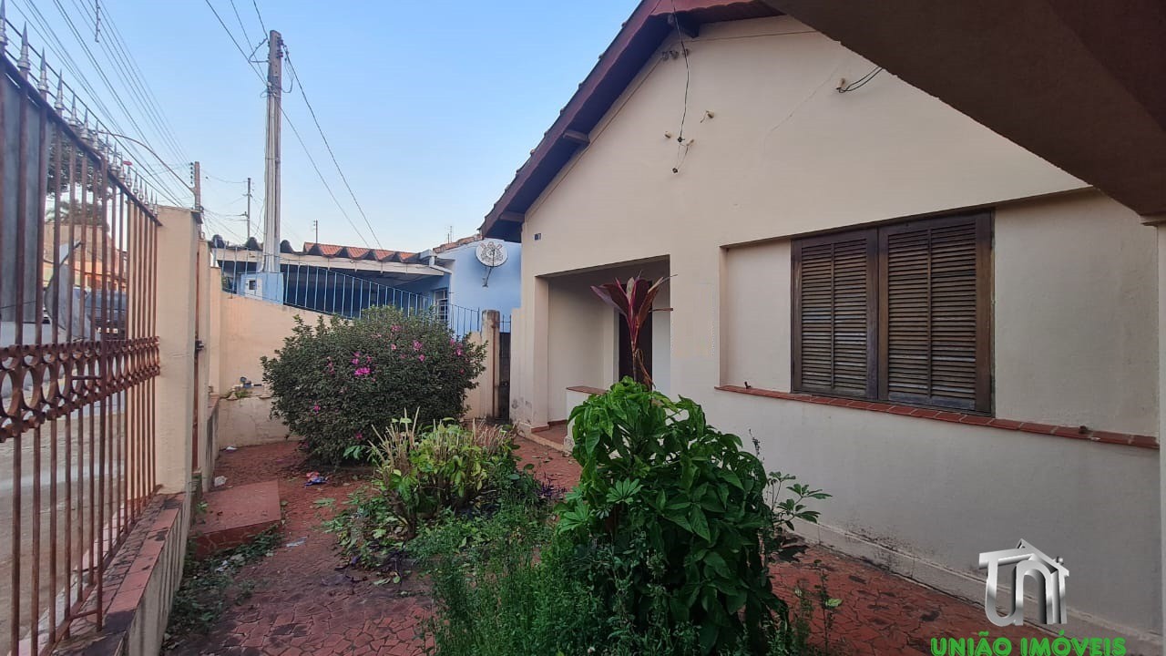 Casa à venda na vila municipal: 3 quartos, 2 banheiros, 90m²