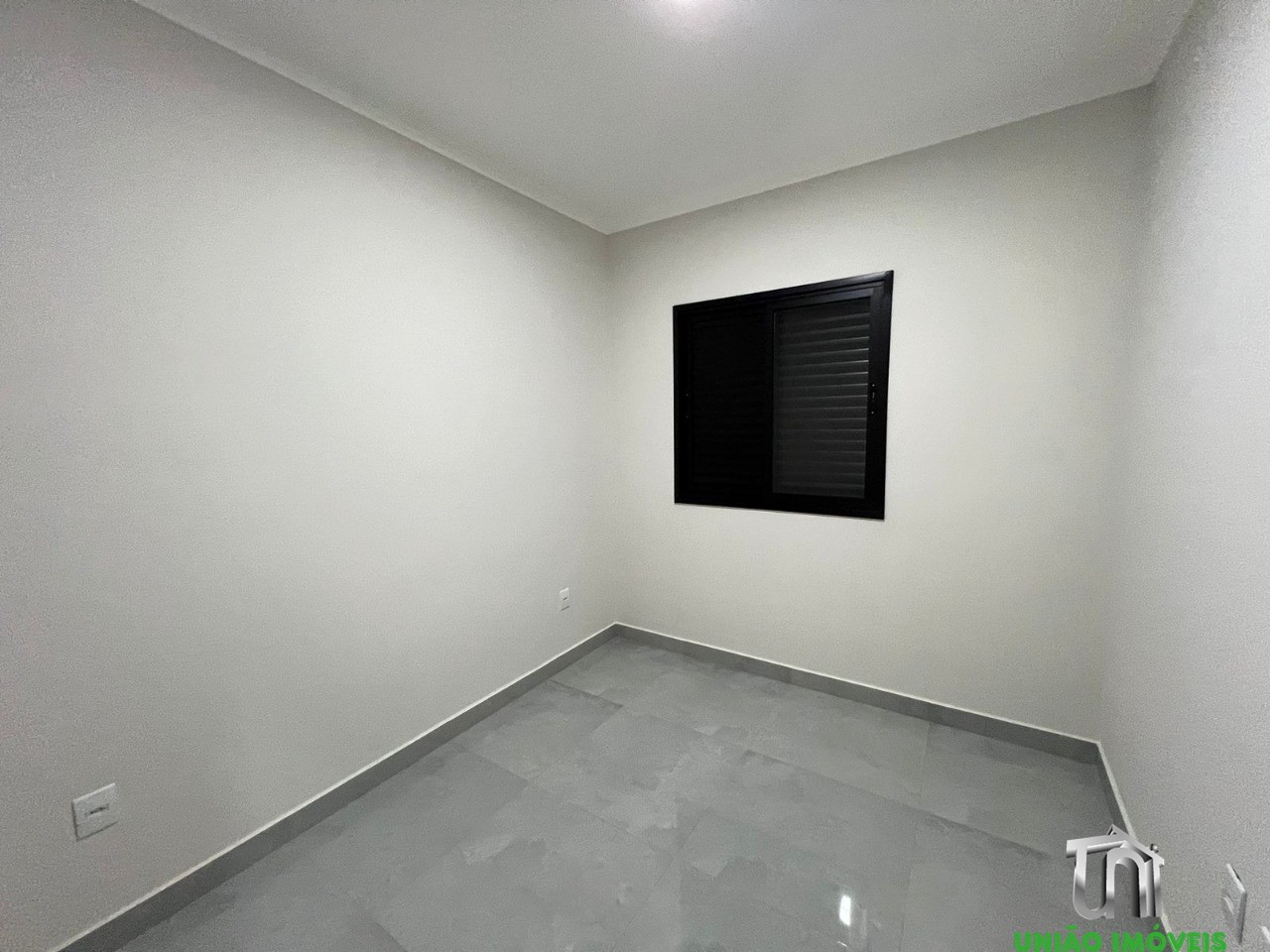 Casa à venda em bragança paulista-sp: espaçosa e com acabame