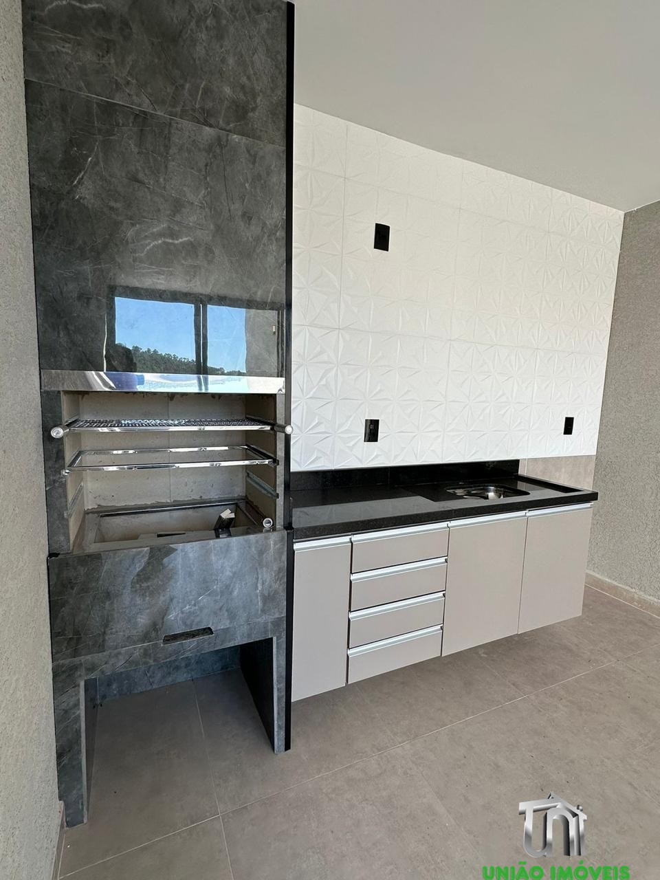 Casa de alto padrão no condomínio portal da serra: luxo, con
