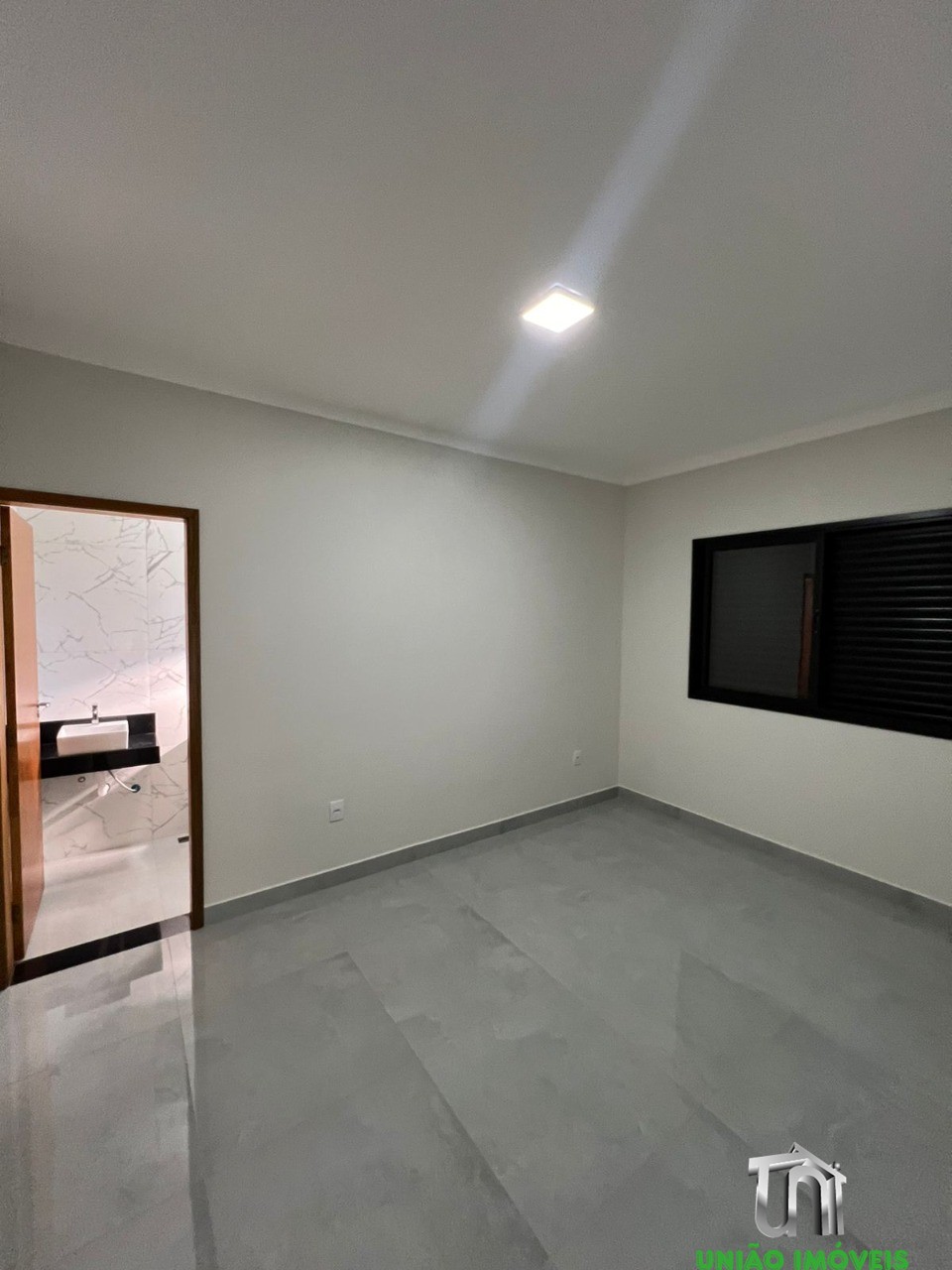 Casa à venda em bragança paulista-sp: espaçosa e com acabame