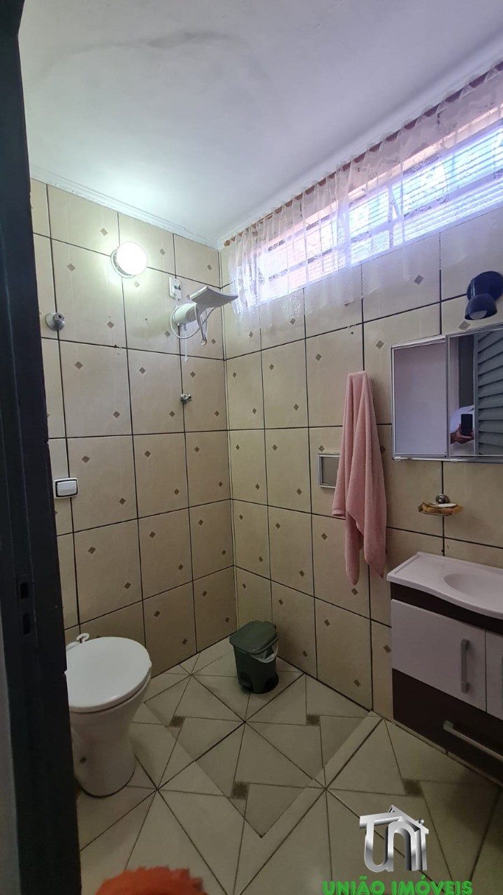 Linda Casa à Venda na Vila Mota, Bragança Paulista-SP! 2 Quartos, 1 Sala, 1 Banheiro, 74,54 m² - Imperdível!