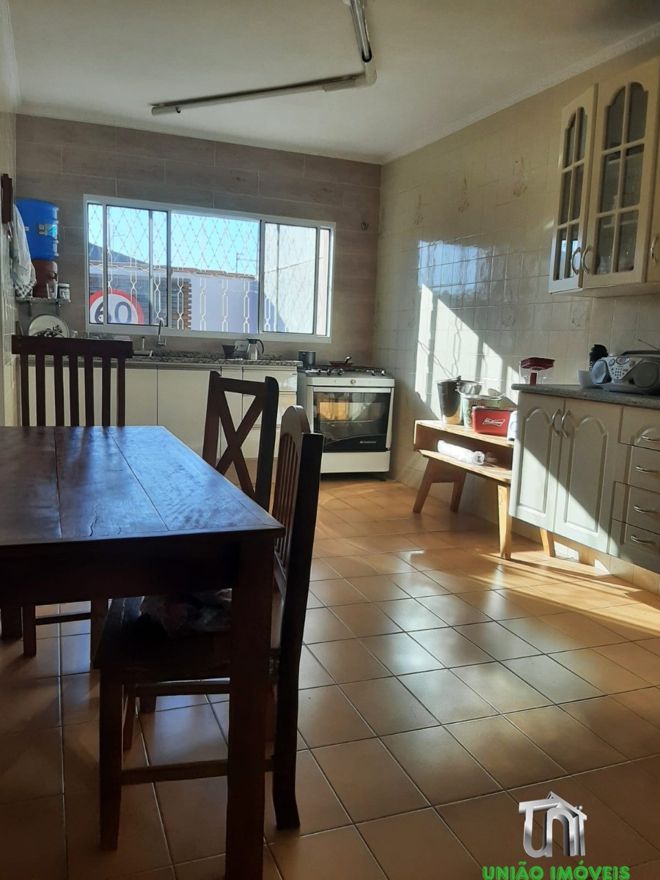 Imperdível! Casa para Venda na Vila Batista, Bragança Paulista-SP 3 quartos, 1 suíte, 2 salas 170,00 m² de área Top Localização e Segurança