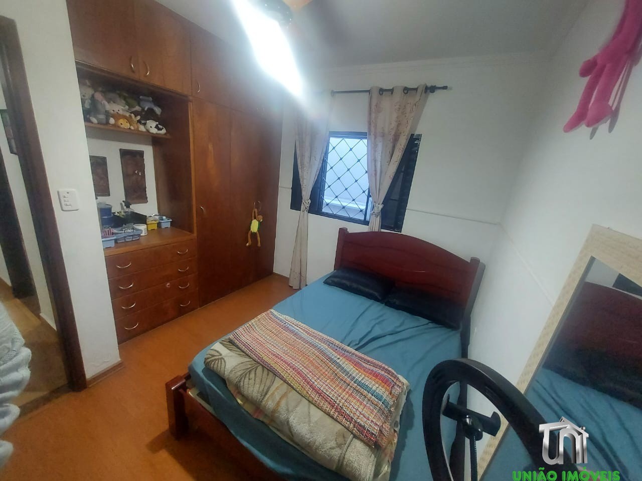 Casa à Venda no Jardim Europa, Bragança Paulista-SP: 3 Quartos, 1 Suíte, 2 Salas, 2 Vagas, 210m² - Conforto e Comodidade!