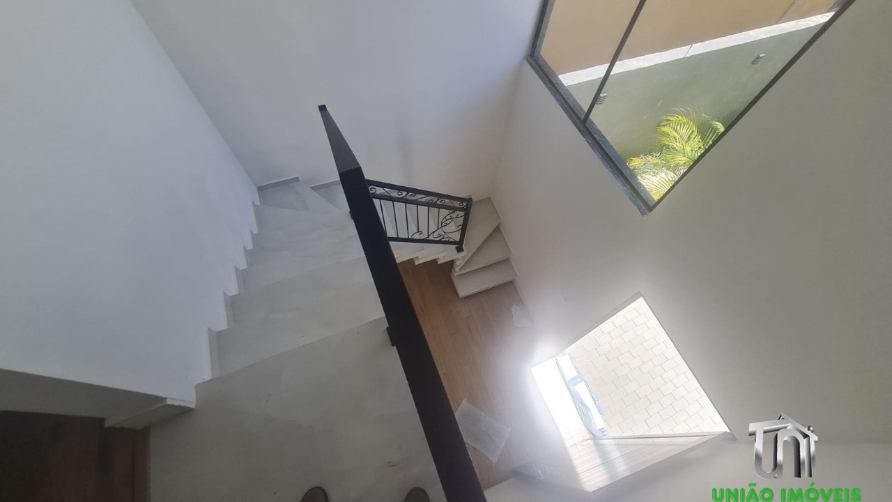 Residência de Luxo no Santa Luzia: Casa com 2 Suítes, 3 Vagas e 200m² em Bragança Paulista-SP!