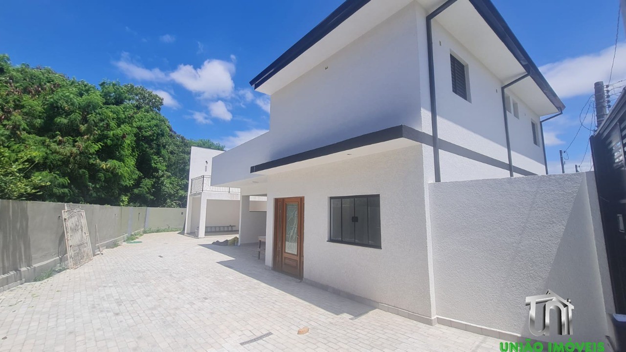 Residência de luxo no santa luzia: casa com 2 suítes, 3 vaga