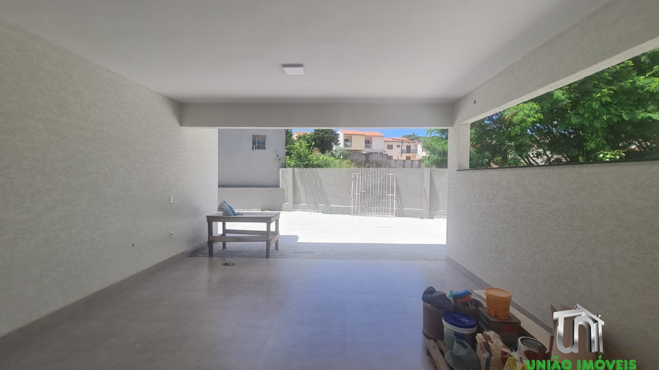 Casa de Luxo à Venda ou Locação em Bragança Paulista-SP, Bairro Santa Luzia! 2 Suítes, Sala Ampla, 3 Vagas de Garagem. Venha Conferir!