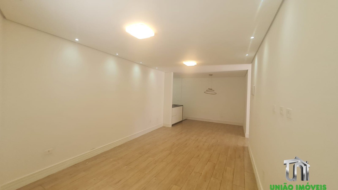 Residência de Luxo no Santa Luzia: Casa com 2 Suítes, 3 Vagas e 200m² em Bragança Paulista-SP!