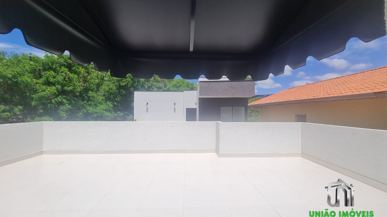 Residência de Luxo no Santa Luzia: Casa com 2 Suítes, 3 Vagas e 200m² em Bragança Paulista-SP!