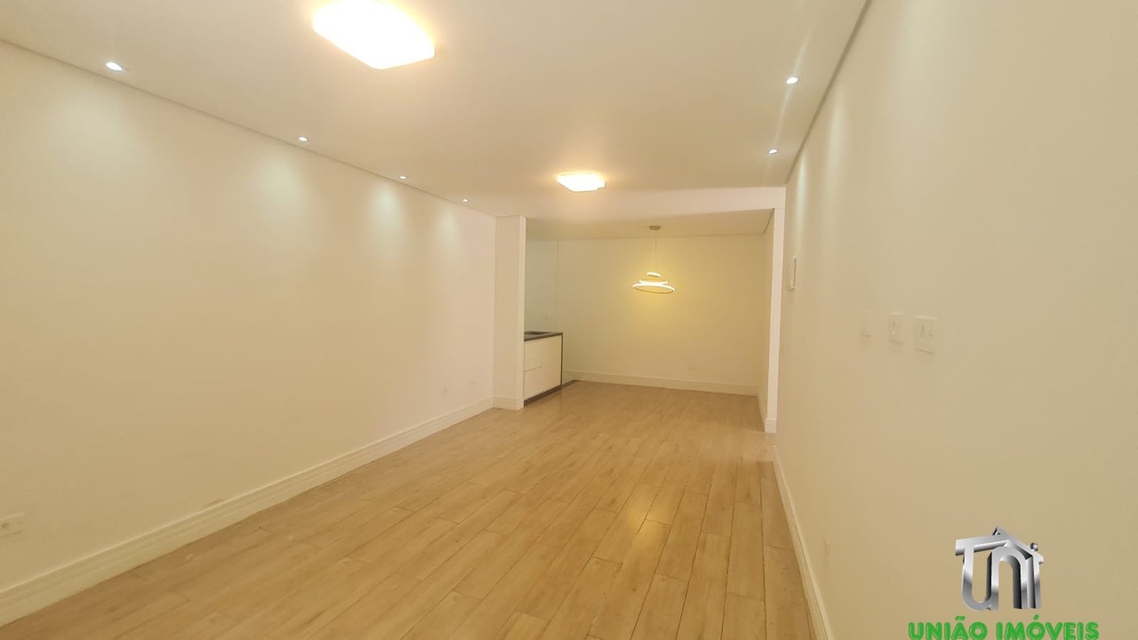 Residência de Luxo no Santa Luzia: Casa com 2 Suítes, 3 Vagas e 200m² em Bragança Paulista-SP!