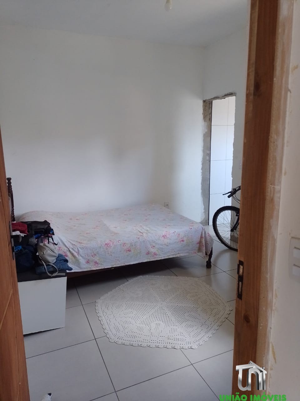 Casa à venda em Morro Grande da Boa Vista, Bragança Paulista-SP: 2 quartos, 1 suíte, 6 vagas de garagem. Agende sua visita!