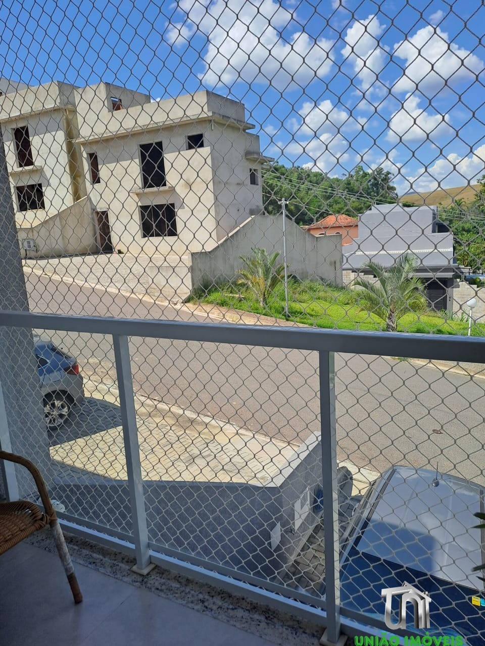 Casa à venda em Bragança Paulista-SP, Chácara Portal das Estâncias: 3 quartos, 1 suíte, 2 vagas, 122,48 m². Confira!