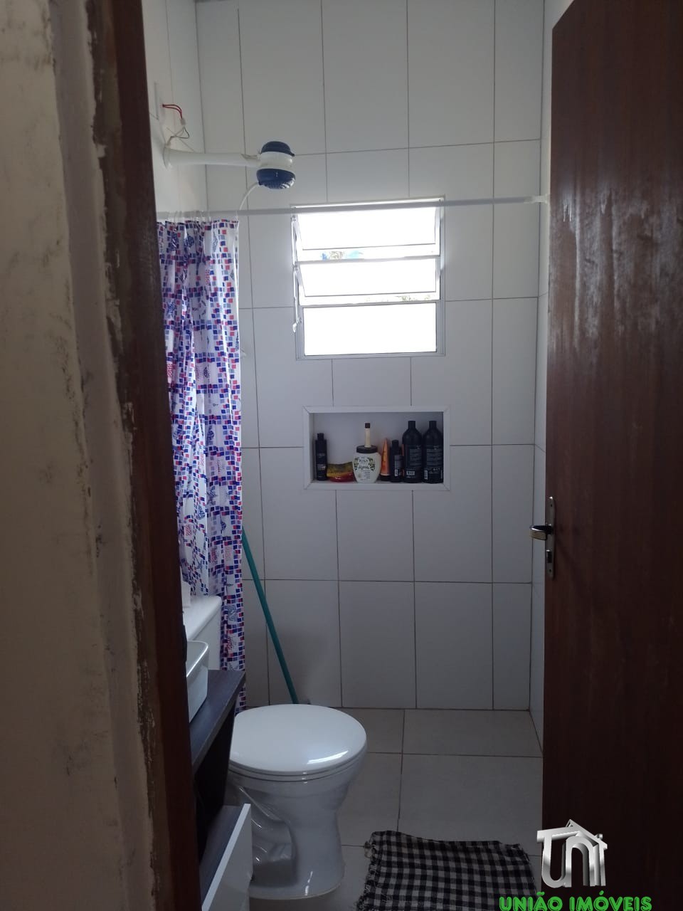 Casa à venda em Morro Grande da Boa Vista, Bragança Paulista-SP: 2 quartos, 1 suíte, 6 vagas de garagem. Agende sua visita!