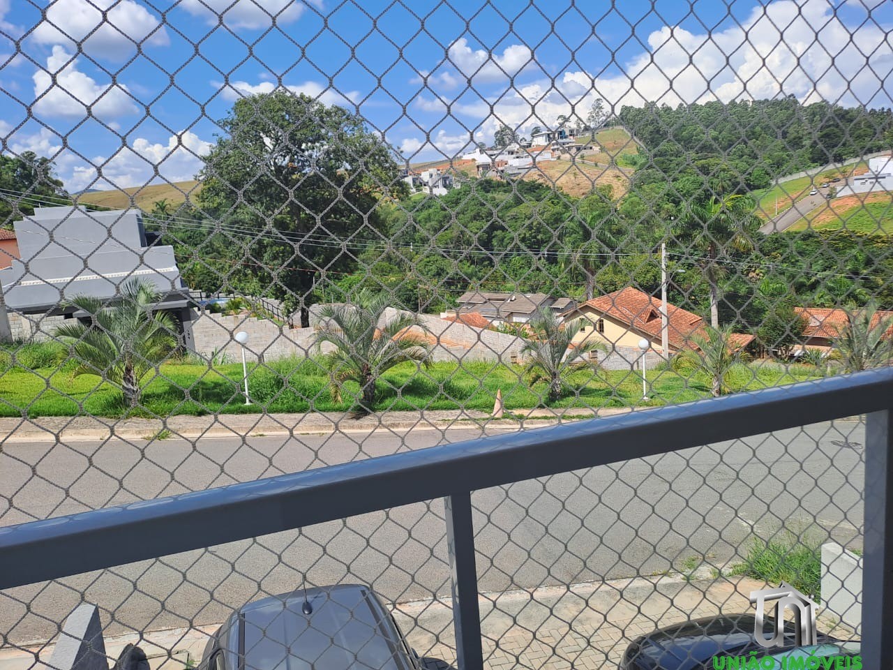 Casa à venda em Bragança Paulista-SP, Chácara Portal das Estâncias: 3 quartos, 1 suíte, 2 vagas, 122,48 m². Confira!