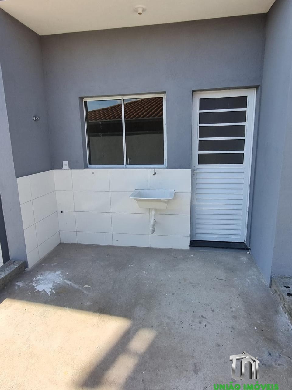Casa à venda na vila aparecida: 2 quartos, 1 suíte, 73m² de 