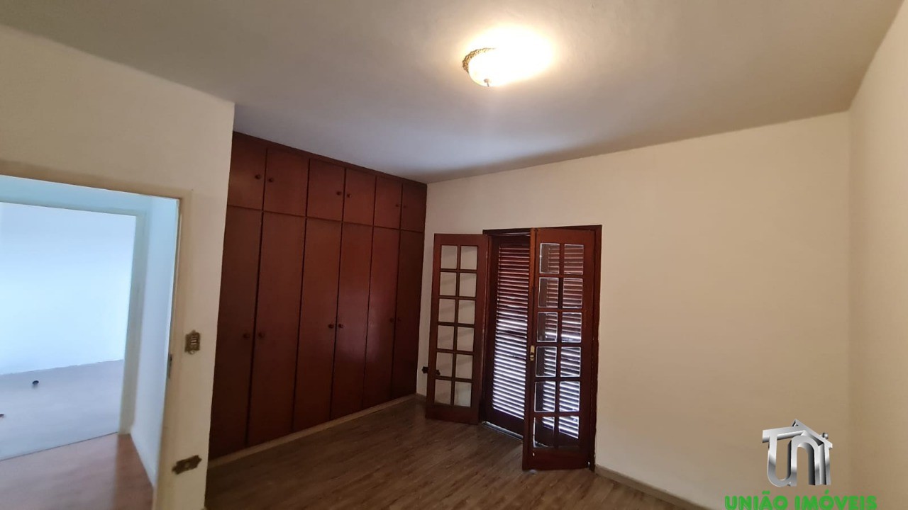 Casa à venda em bragança paulista-sp: 3 quartos, 1 suíte, 2 