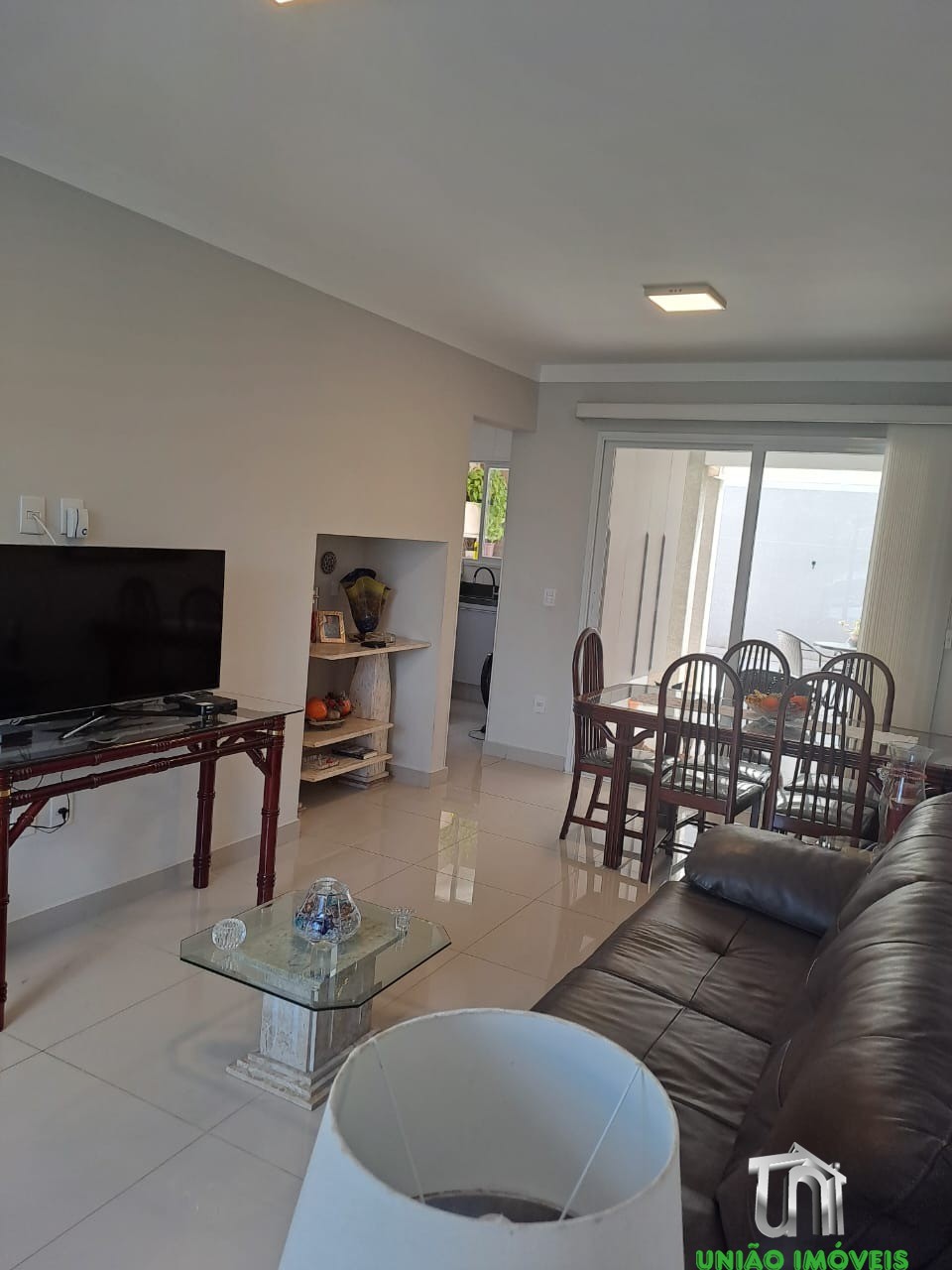 Casa à venda em Bragança Paulista-SP, Chácara Portal das Estâncias: 3 quartos, 1 suíte, 2 vagas, 122,48 m². Confira!