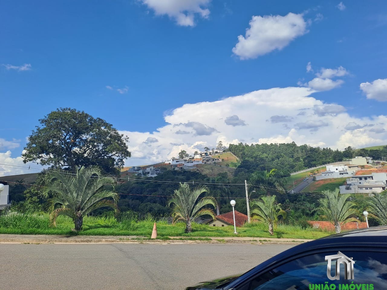 Casa à venda em Bragança Paulista-SP, Chácara Portal das Estâncias: 3 quartos, 1 suíte, 2 vagas, 122,48 m². Confira!