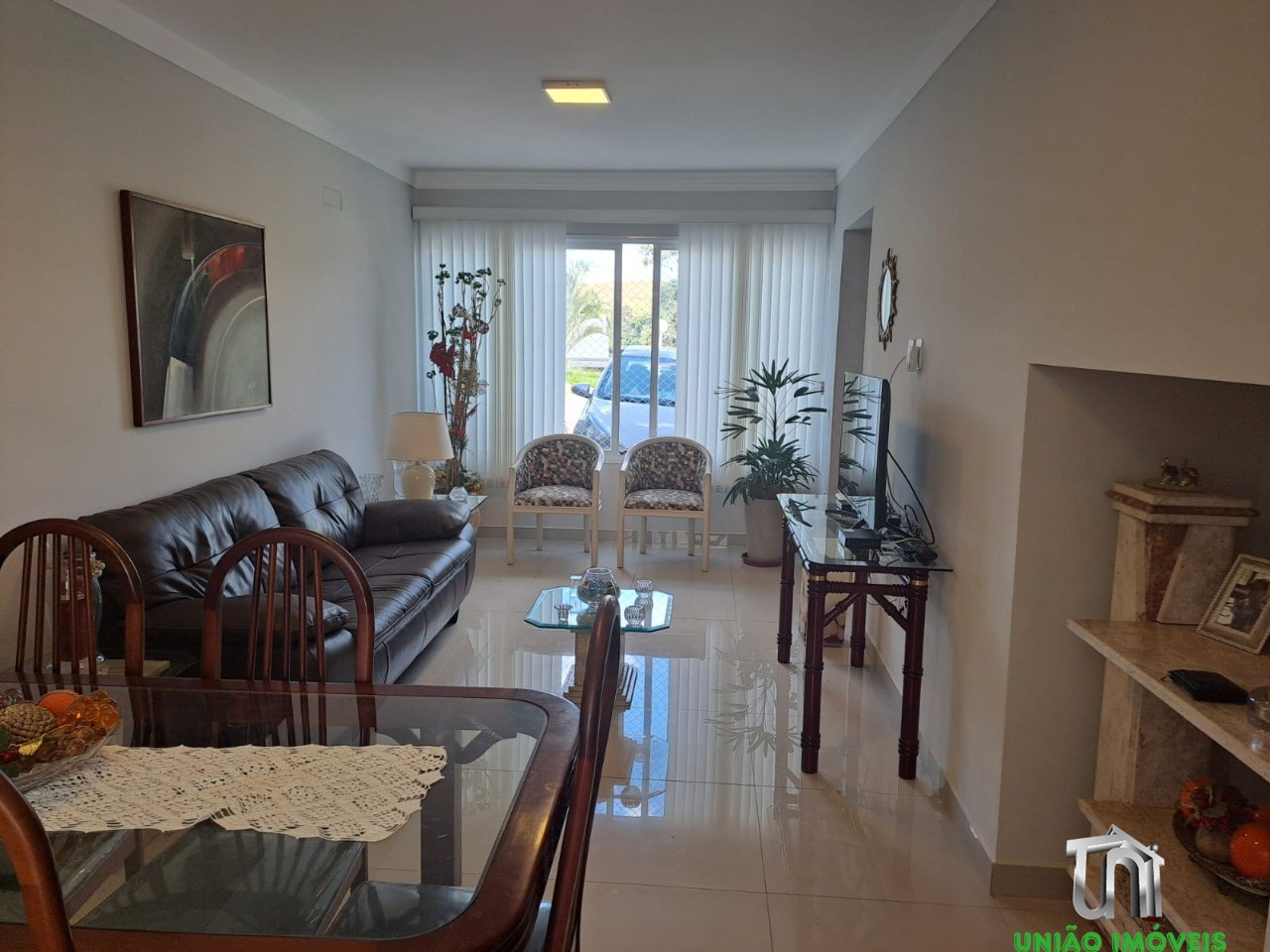 Casa à venda em Bragança Paulista-SP, Chácara Portal das Estâncias: 3 quartos, 1 suíte, 2 vagas, 122,48 m². Confira!