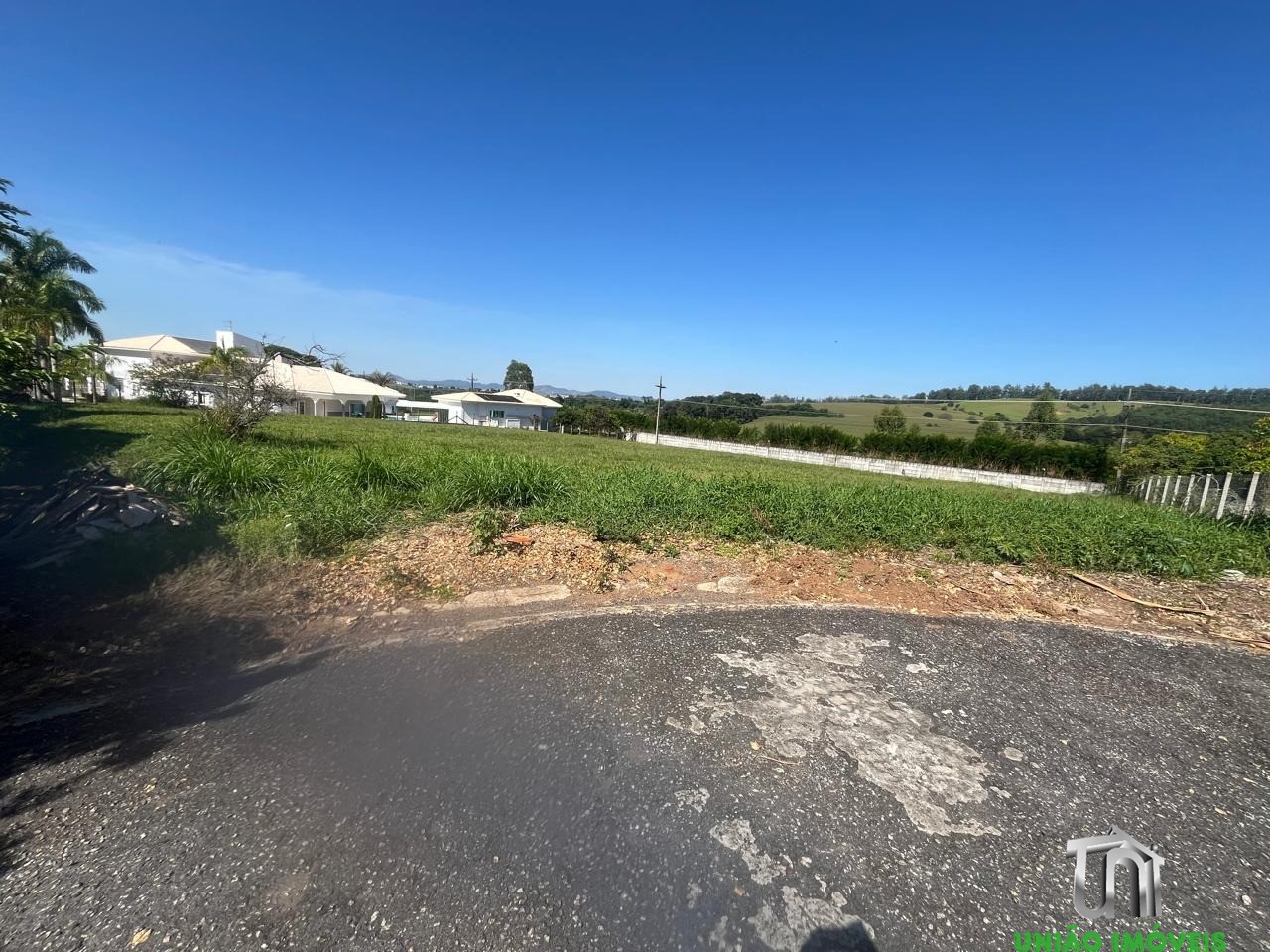 Terreno residencial de alto padrão no condomínio jardim das 