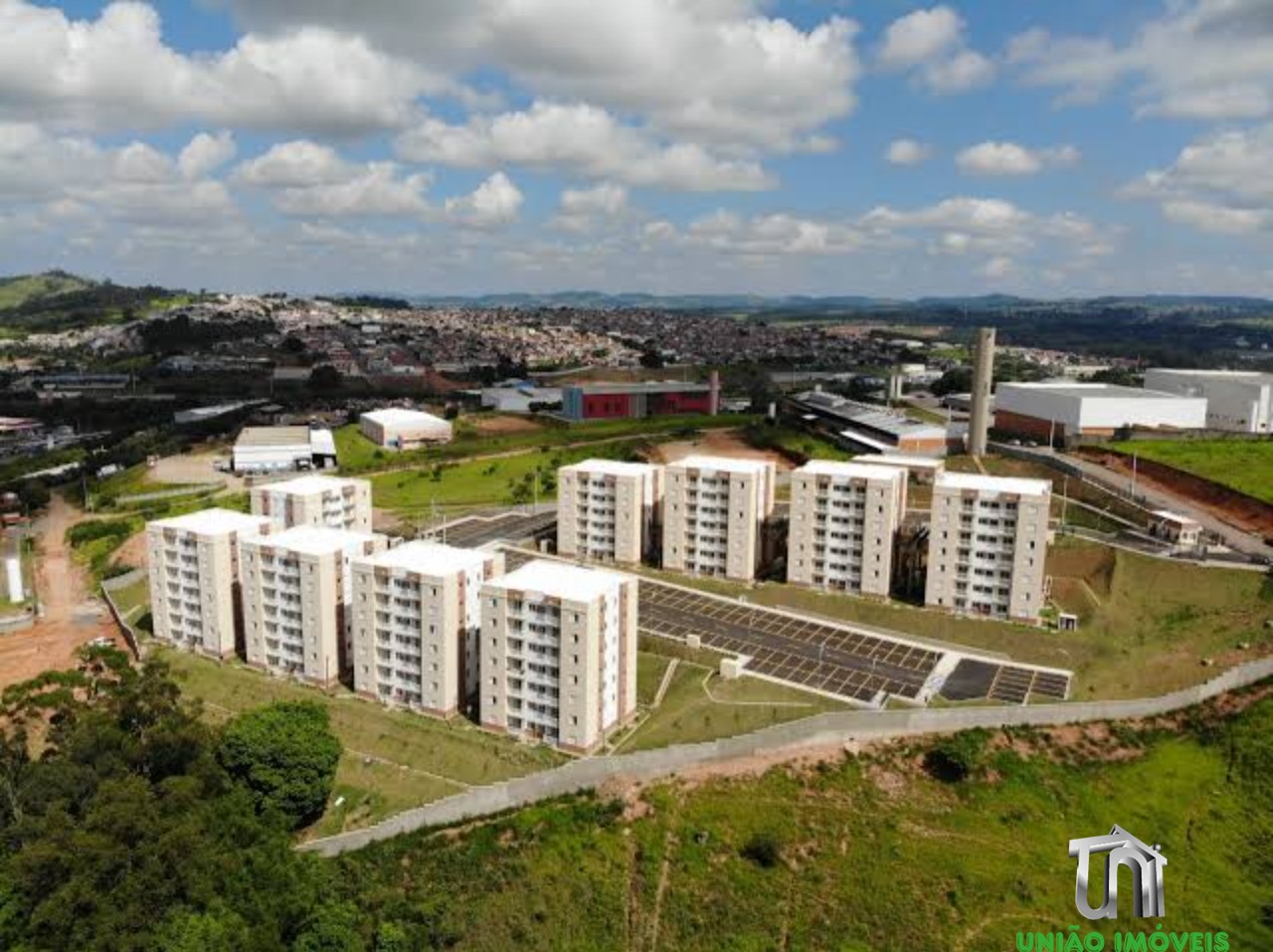 Apartamento à Venda no Residencial Villagio Jaguari, Bairro do Uberaba, Bragança Paulista-SP 2 Quartos, 1 Sala, 1 Banheiro