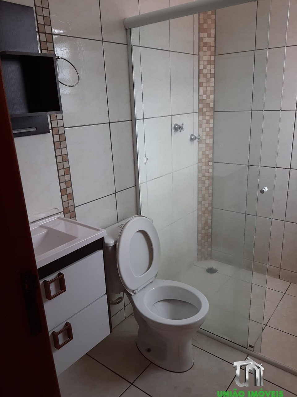 Casa à venda em bragança paulista-sp: 2 quartos, 1 sala, 2 b