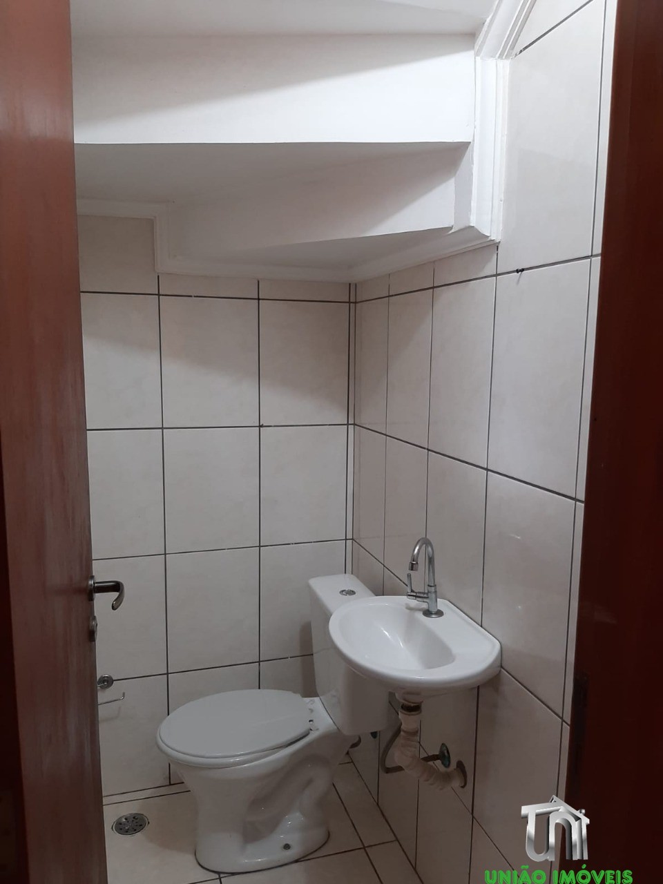 Casa à venda em Bragança Paulista-SP: 2 quartos, 1 sala, 2 banheiros, 2 vagas. Conforto e praticidade para sua família!