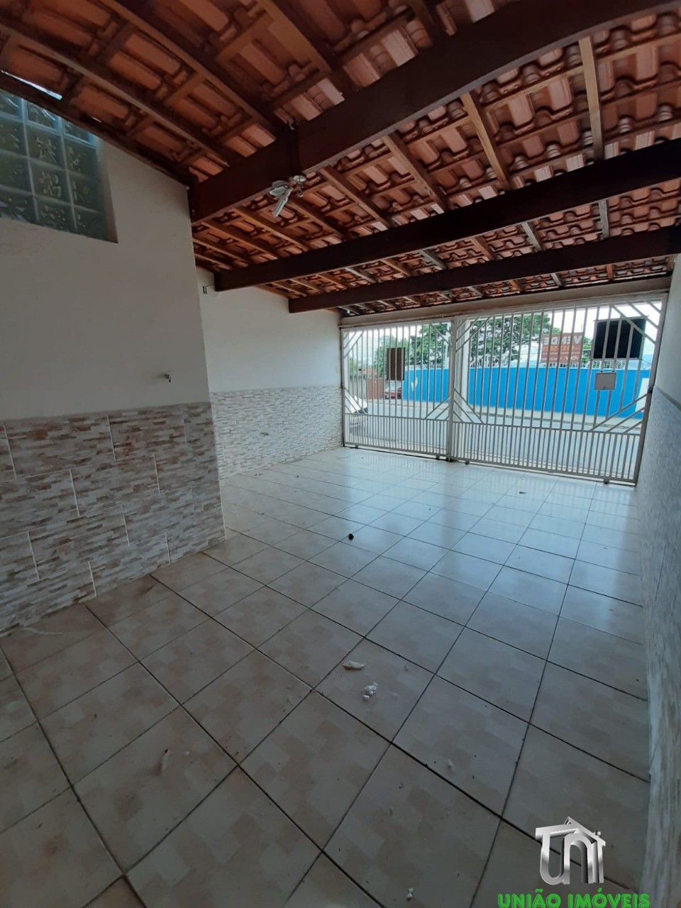 Casa à venda em bragança paulista-sp: 2 quartos, 1 sala, 2 b