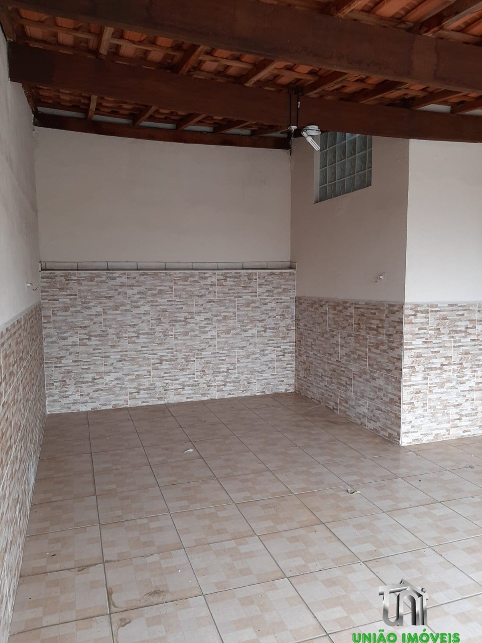 Casa à venda em bragança paulista-sp: 2 quartos, 1 sala, 2 b
