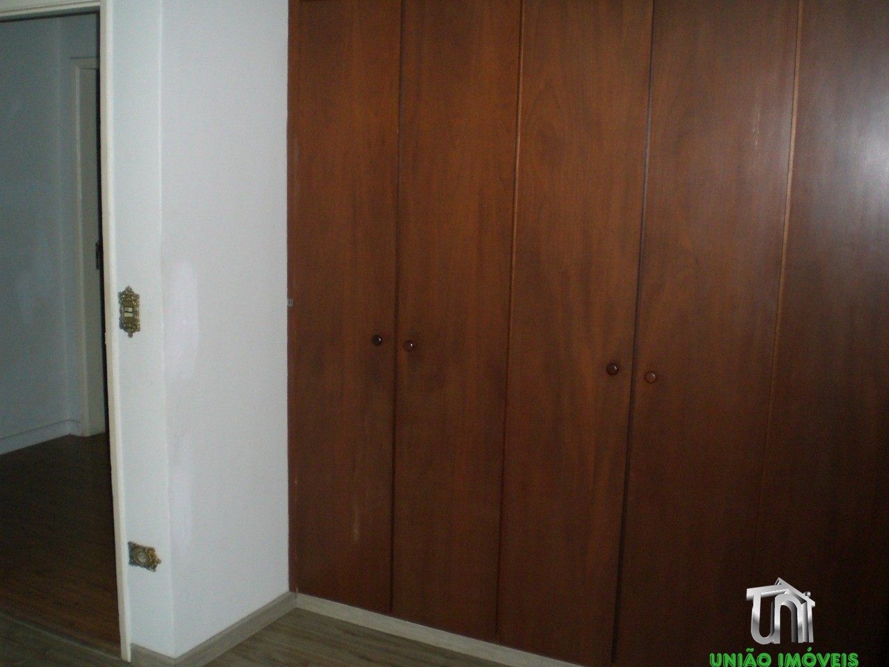 Casa à Venda em Bragança Paulista-SP: 3 Quartos, 1 Suíte, 2 Salas, 1 Banheiro, 2 Vagas - Oportunidade Imperdível!
