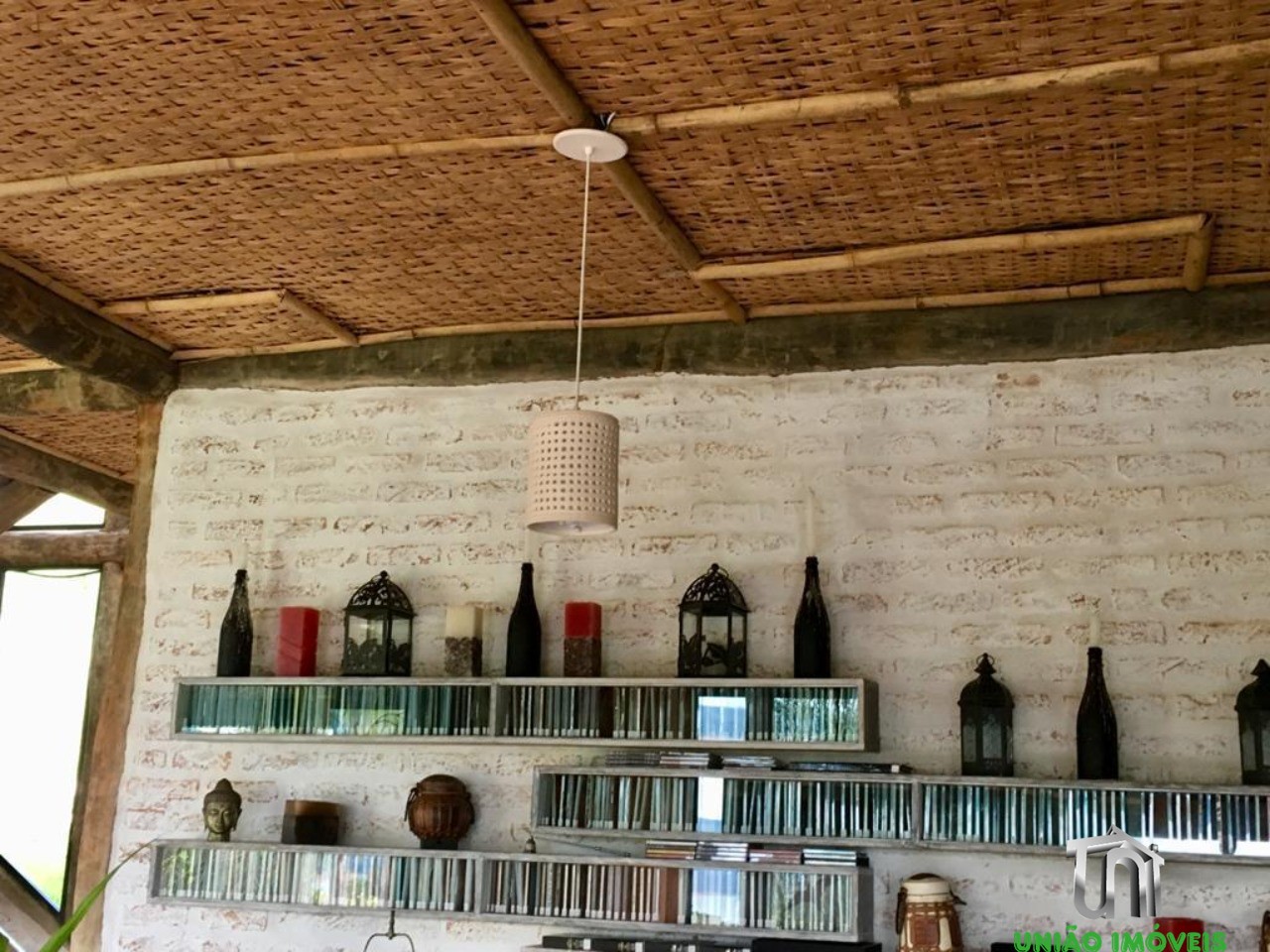 Chácara à venda em Bragança Paulista-SP: 3 quartos, suíte, vista deslumbrante em Jardim Panorama II. Venha conhecer!