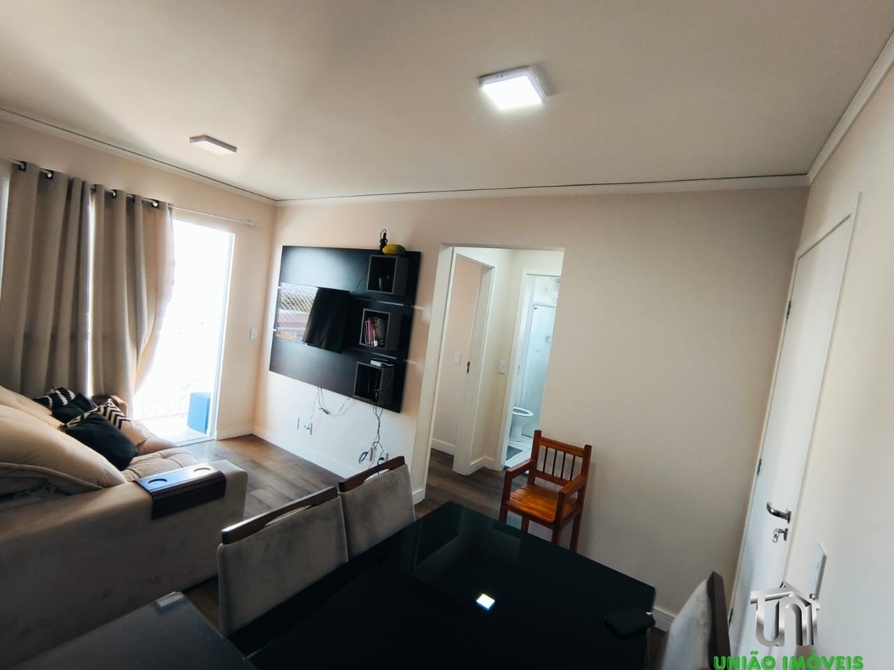 Apartamento à Venda no Residencial Villagio Jaguari, Bairro do Uberaba, Bragança Paulista-SP 2 Quartos, 1 Sala, 1 Banheiro