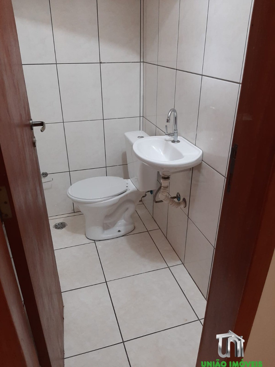 Casa à venda em bragança paulista-sp: 2 quartos, 1 sala, 2 b