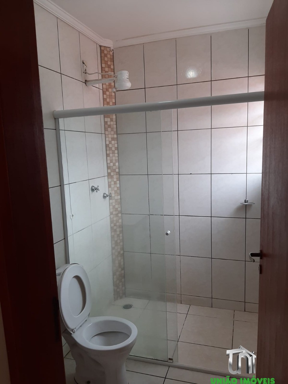 Casa à venda em bragança paulista-sp: 2 quartos, 1 sala, 2 b