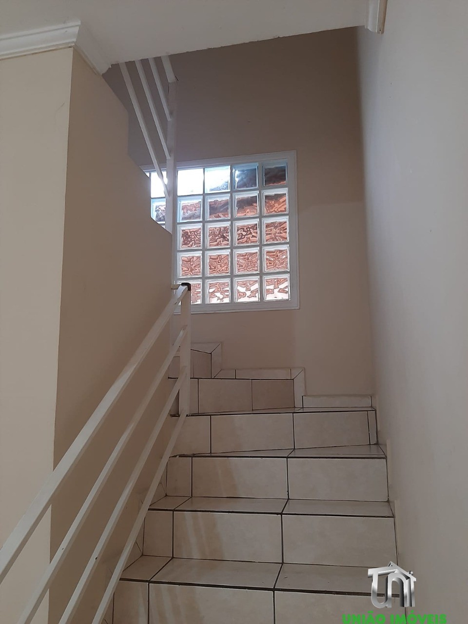 Casa à venda em bragança paulista-sp: 2 quartos, 1 sala, 2 b