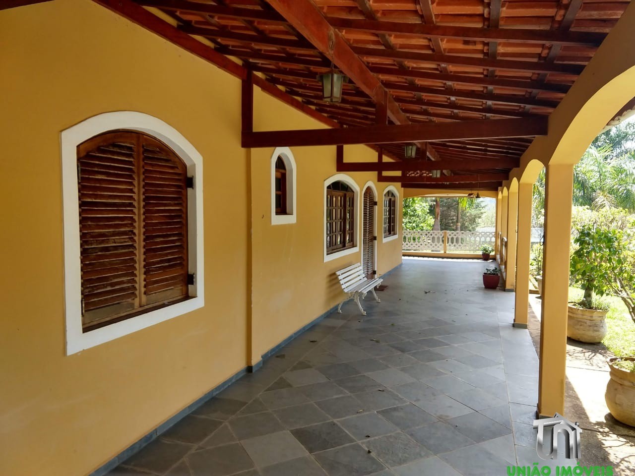 Chácara de luxo à venda em vargem-sp - 8 quartos, 3 salas e 