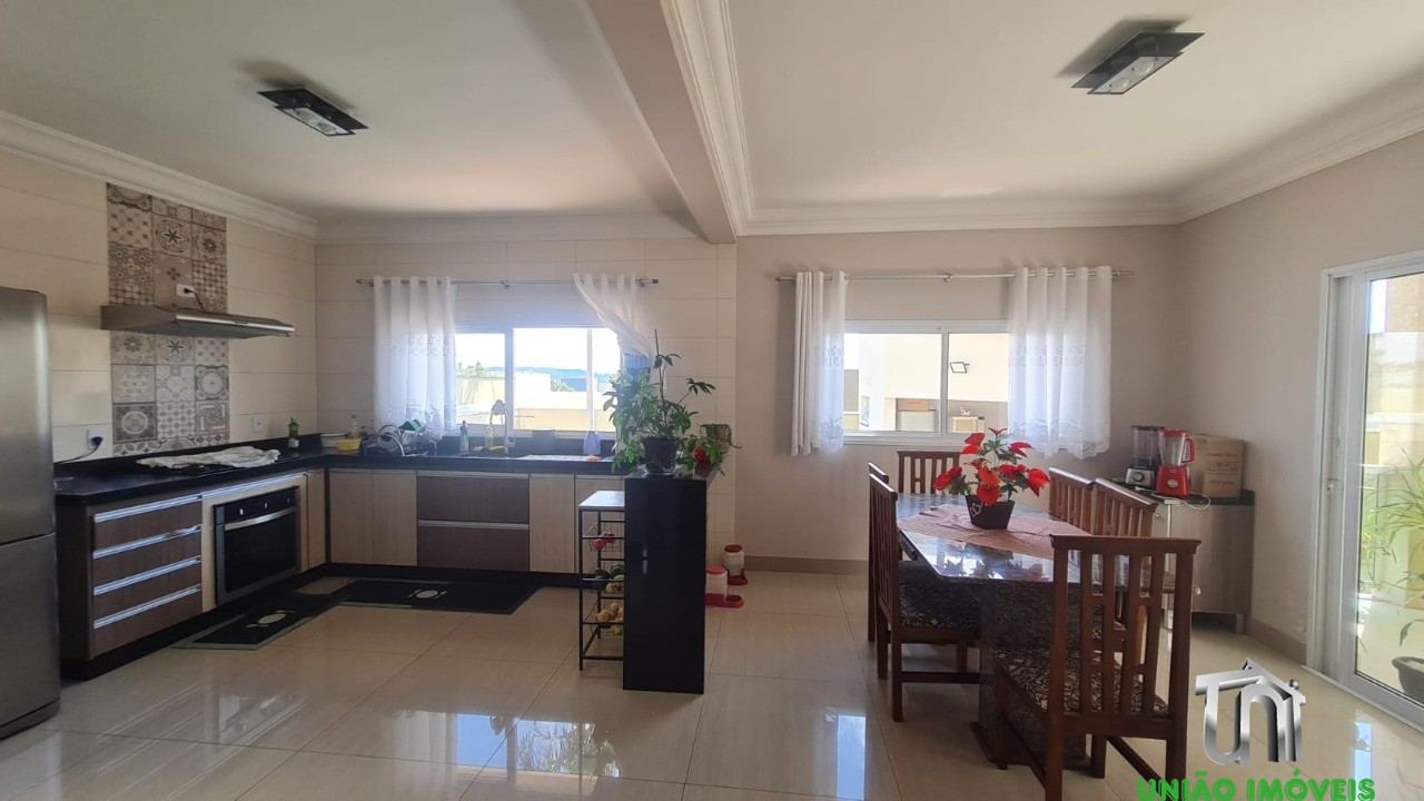 Casa de luxo com 4 quartos e piscina - locação no jardim são