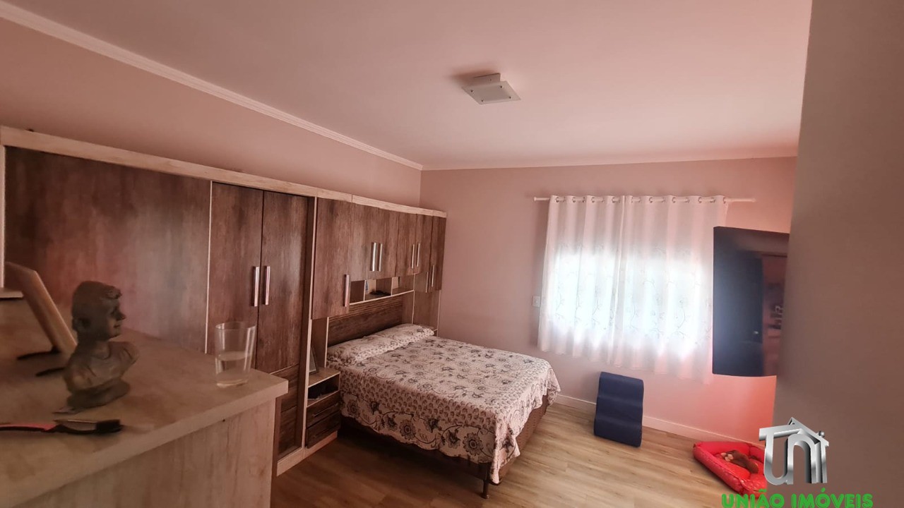 Casa de Luxo com 4 Quartos e Piscina - Locação no Jardim São José, Bragança Paulista-SP - Condomínio Residencial Portal Bragança Horizonte