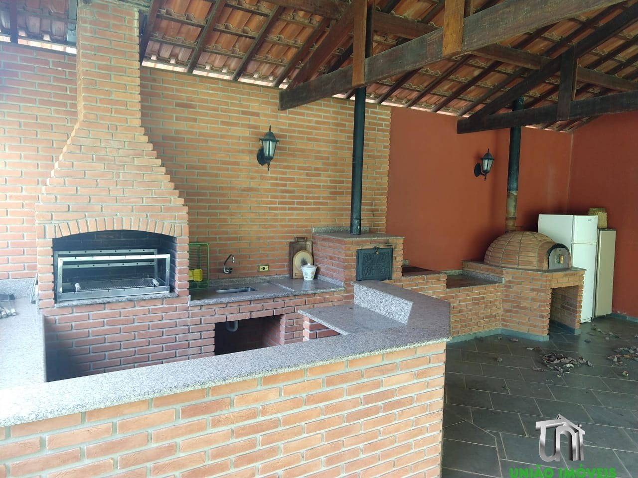 Chácara de Luxo à Venda em Vargem-SP - 8 Quartos, 3 Salas e 5 Banheiros - Aproveite essa Oportunidade Exclusiva!