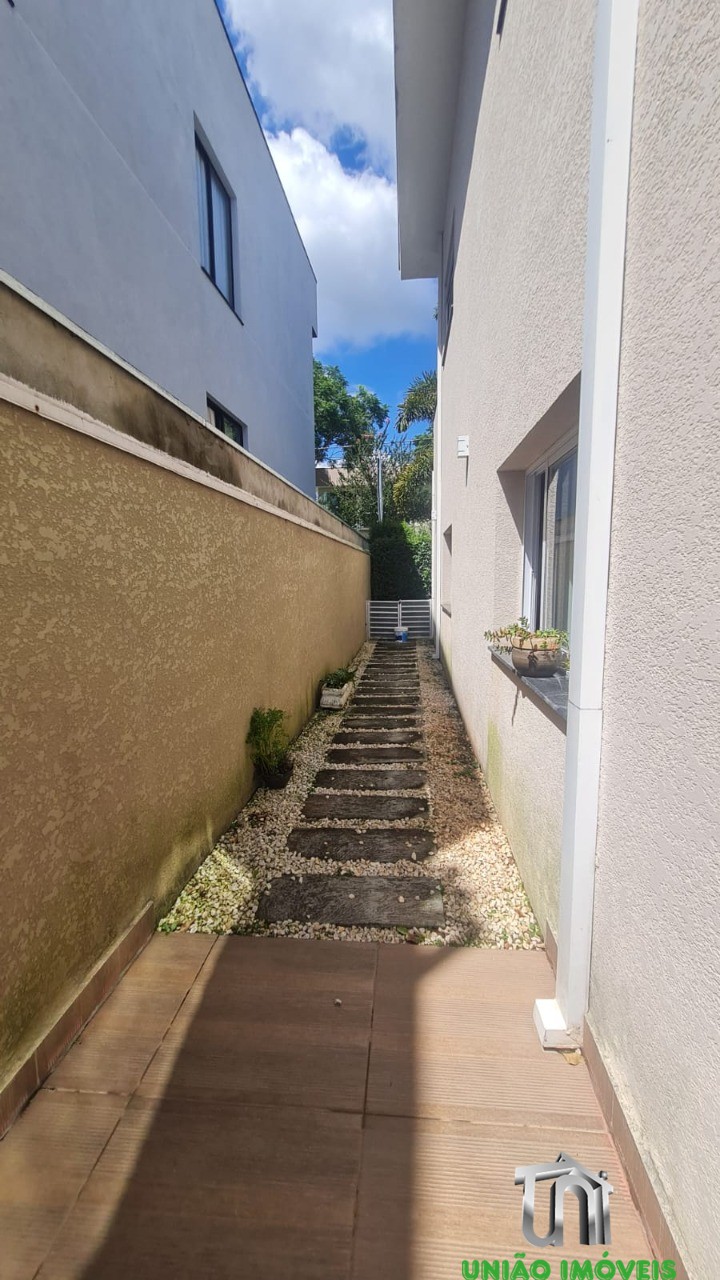 Casa de Luxo com 4 Quartos e Piscina - Locação no Jardim São José, Bragança Paulista-SP - Condomínio Residencial Portal Bragança Horizonte