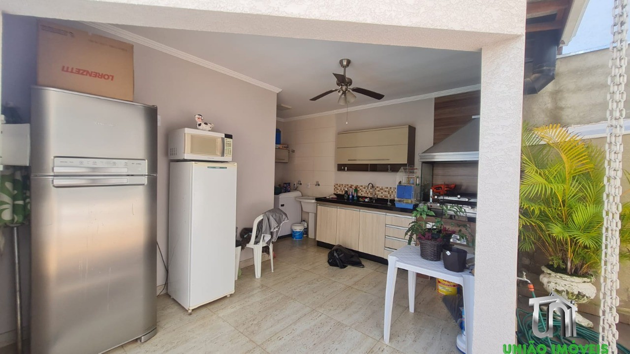Casa de Luxo com 4 Quartos e Piscina - Locação no Jardim São José, Bragança Paulista-SP - Condomínio Residencial Portal Bragança Horizonte