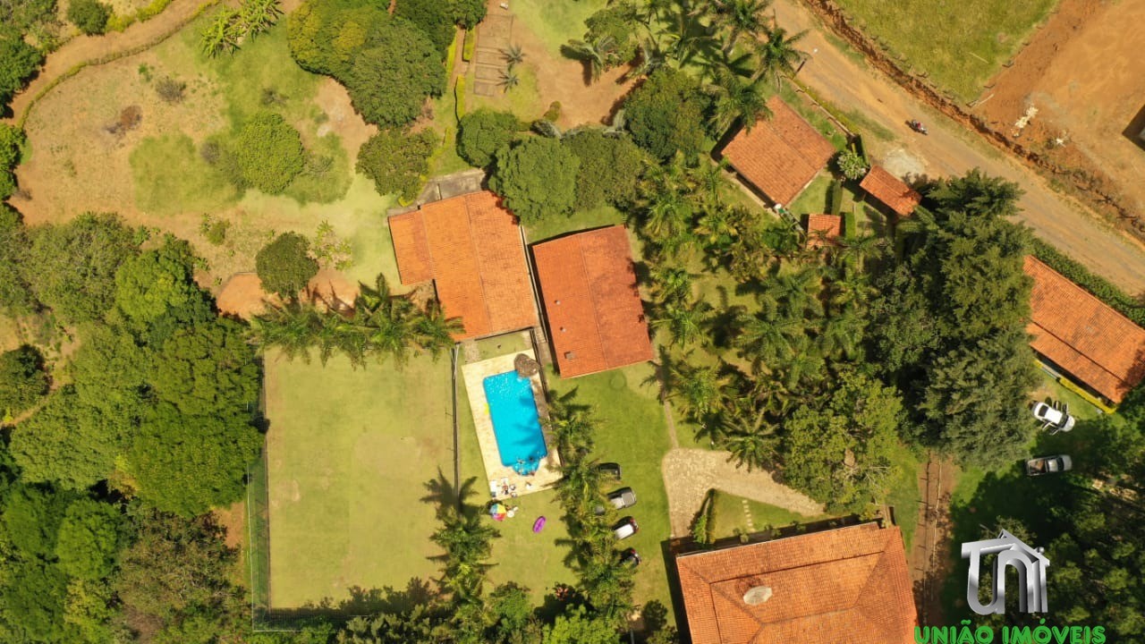 Chácara de Luxo à Venda em Vargem-SP - 8 Quartos, 3 Salas e 5 Banheiros - Aproveite essa Oportunidade Exclusiva!