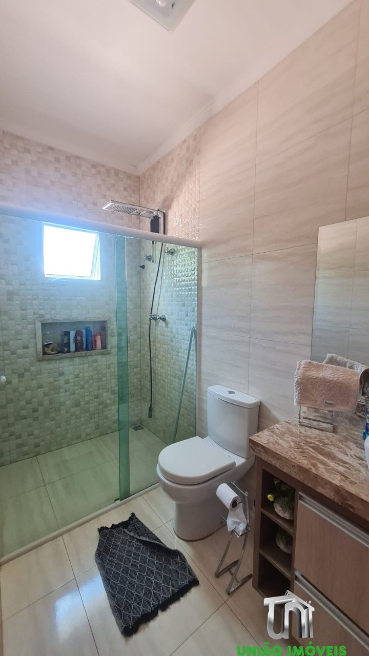 Casa de Luxo com 4 Quartos e Piscina - Locação no Jardim São José, Bragança Paulista-SP - Condomínio Residencial Portal Bragança Horizonte