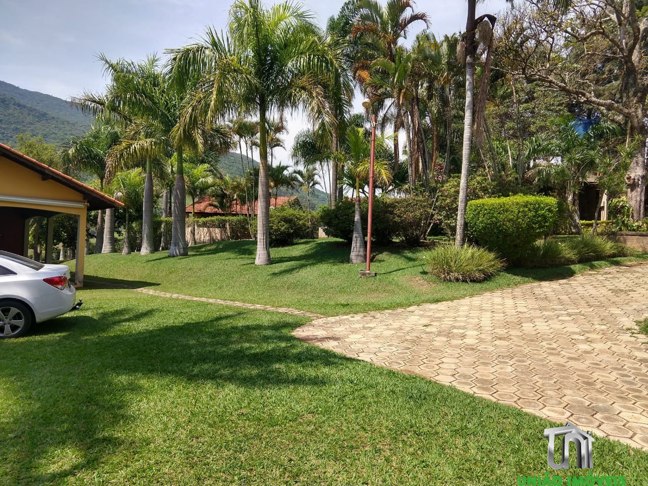 Chácara de luxo à venda em vargem-sp - 8 quartos, 3 salas e 