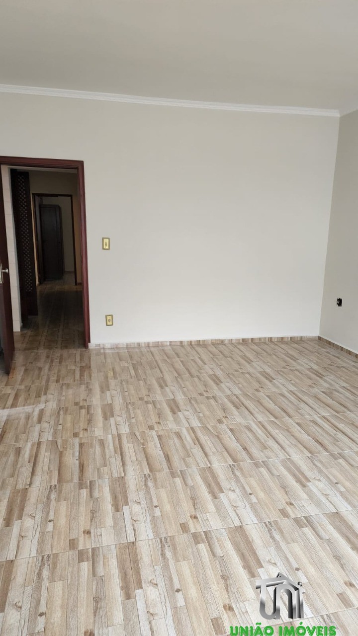 Oportunidade única: casa de 2 quartos para venda ou locação 