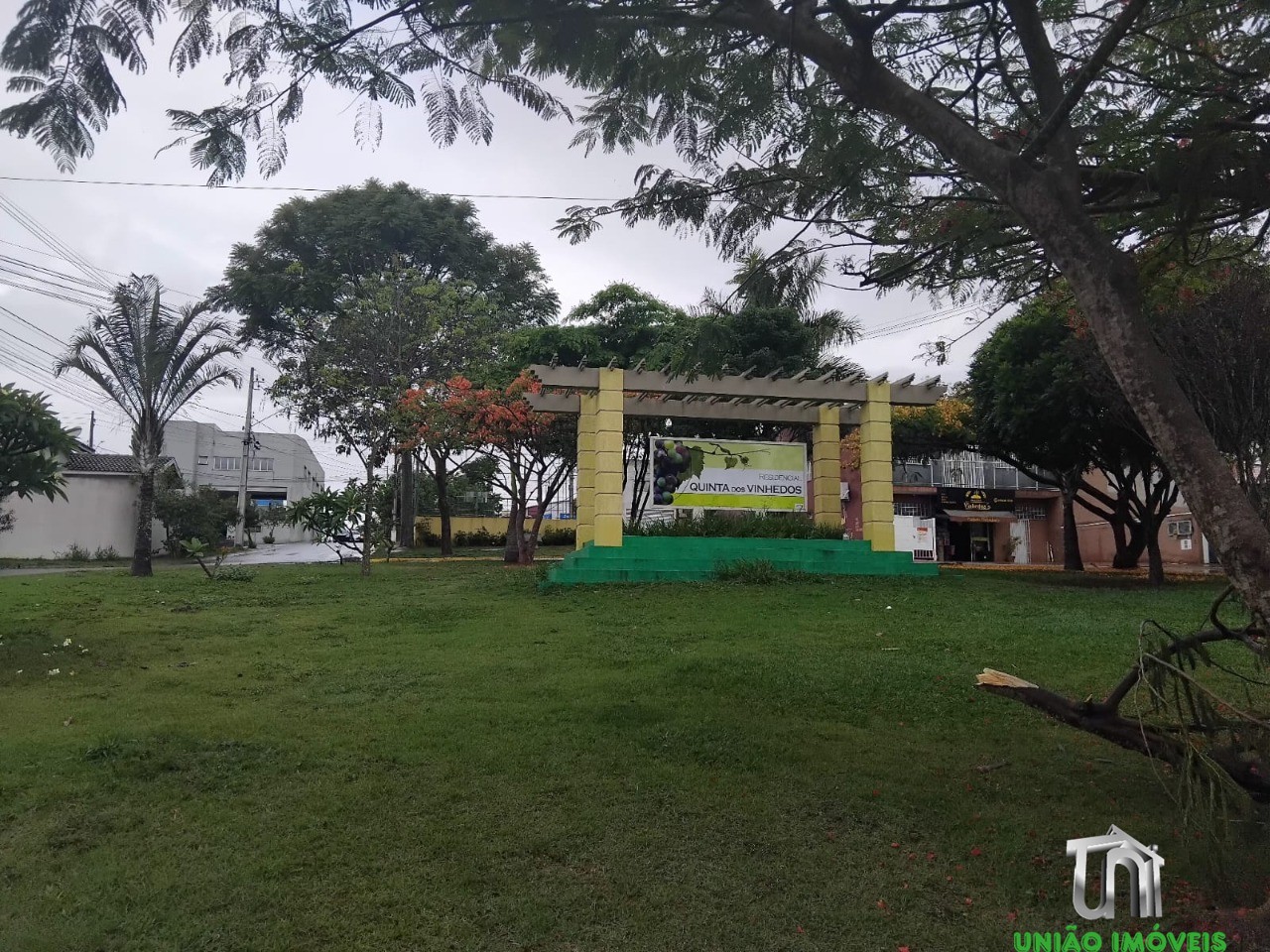 Terreno à venda em Bragança Paulista-SP - Construa o lar dos seus sonhos no Residencial Quinta dos Vinhedos! Oportunidade imperdível!