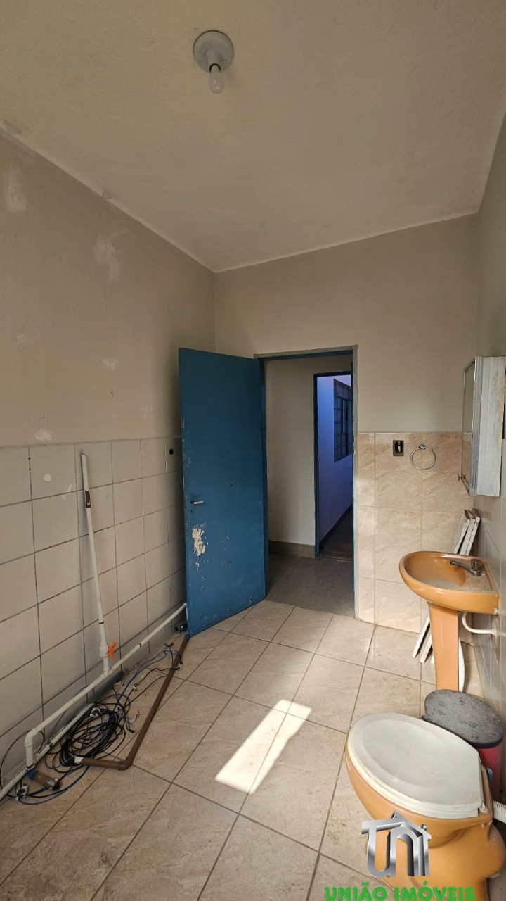 Sobrado para locação em bragança paulista-sp, bairro matadou